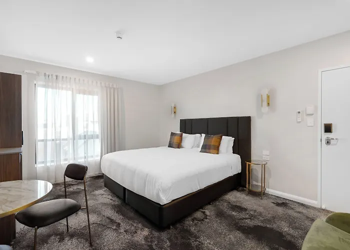 St Hugh Hotel Wagga Wagga