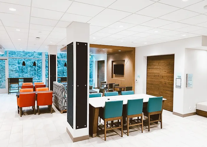 Holiday Inn Express & Suites - Henderson South - Boulder City By Ihg