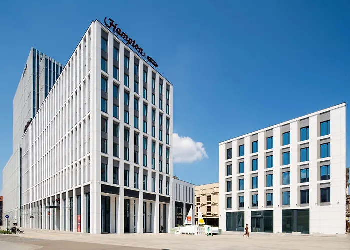 Hampton By Hilton Lodz City Center