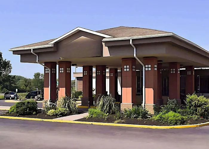 Quality Inn & Suites Syracuse - Carrier Circle