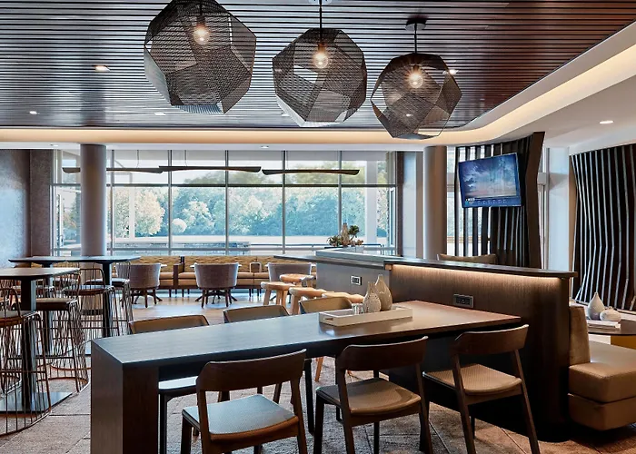 Springhill Suites By Marriott Roanoke North