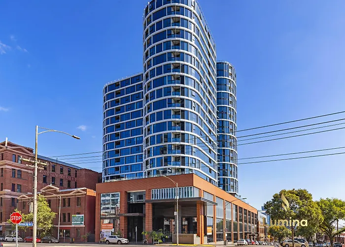 Lumina Suites