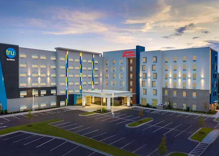 Tru By Hilton Charlotte Airport Lake Pointe