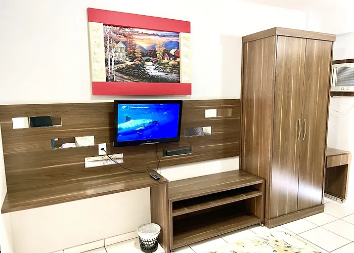 Lagoa Quente Hotel