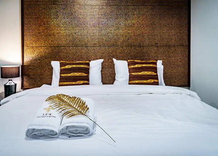 Lux Boutique Hotel