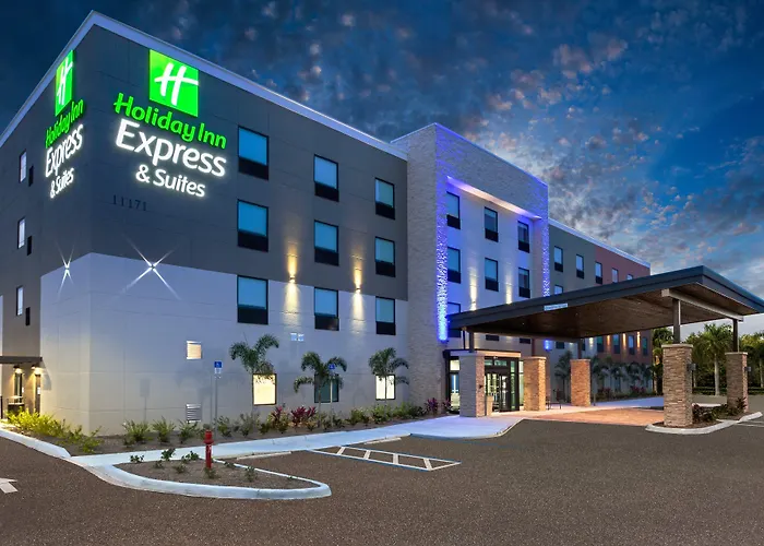 Holiday Inn Express & Suites Ft Myers Beach-Sanibel Gateway By Ihg