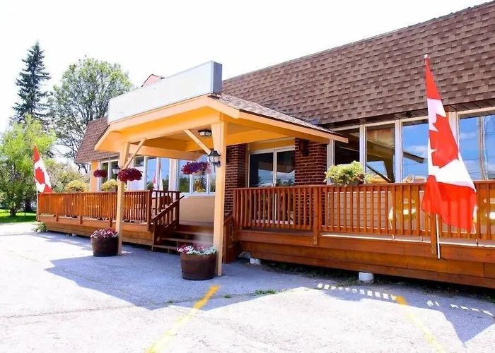 Lakeside Inn