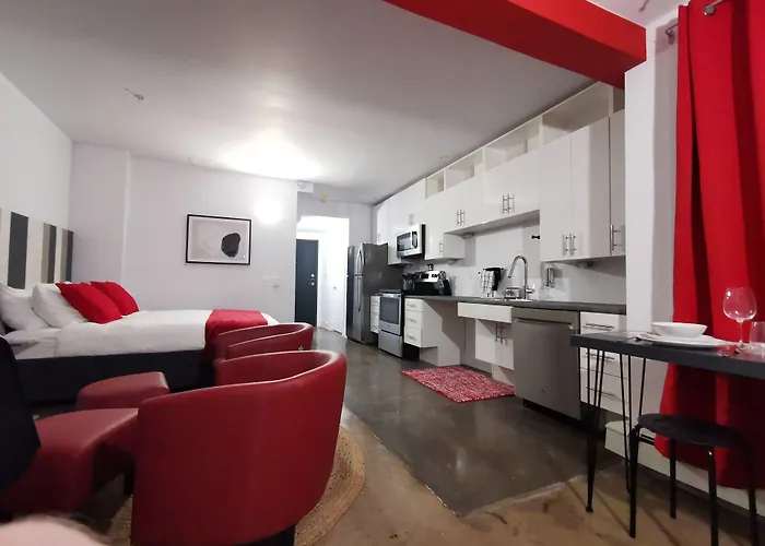 Cameo Hotel And Suites