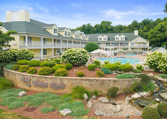 Kelleys Island Venture Resort