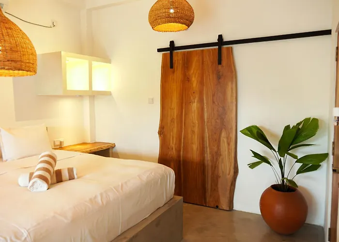 Komorebi Weligama