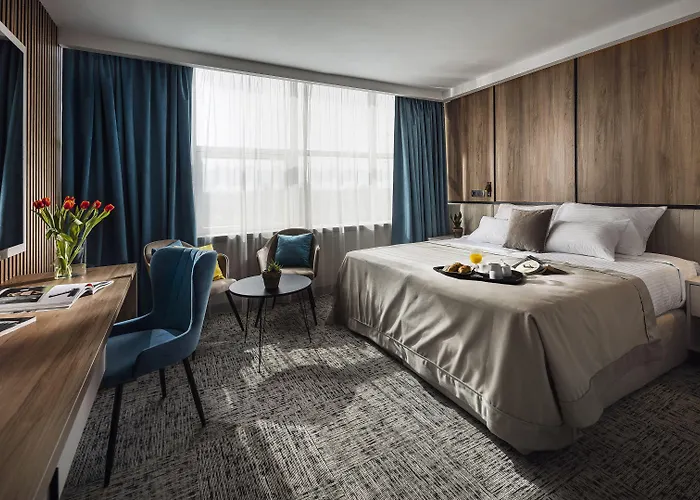 Hotel Holiday