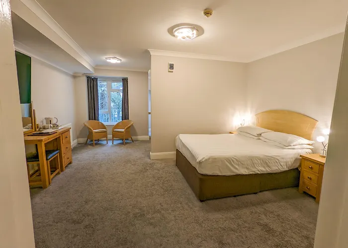 The Grove Hotel