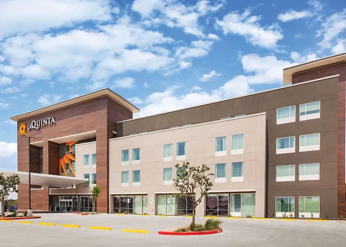 La Quinta Inn & Suites By Wyndham Bardstown