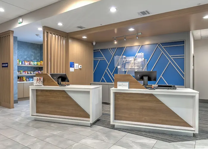 Holiday Inn Express & Suites Dallas - Plano North By Ihg