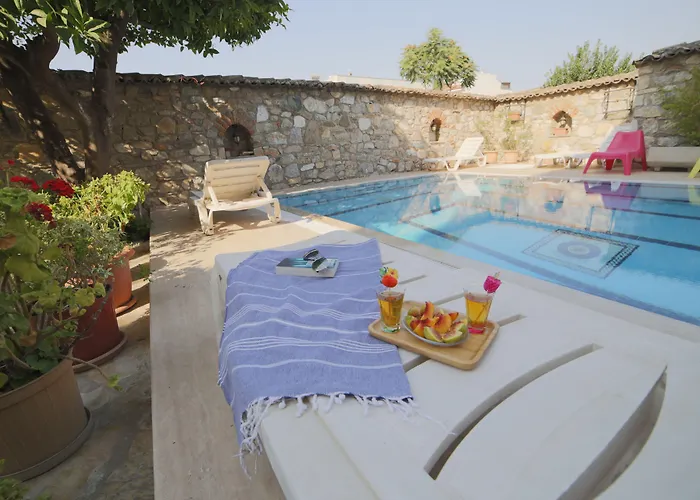 Nazar Hotel