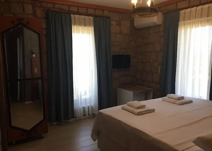 Le Petit Hotel Ve Bag Evi