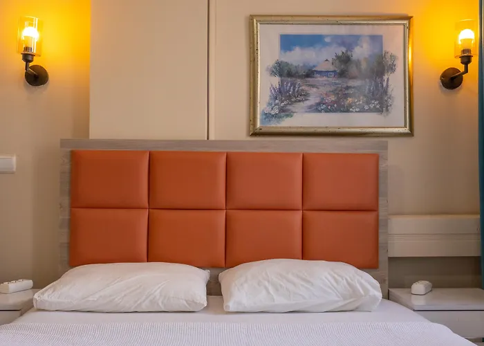 Arden Hotel
