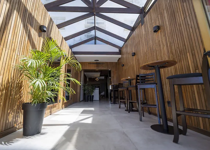 Nobile Hotel Montoya