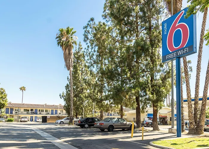 Motel 6 Riverside, CA - UCR East