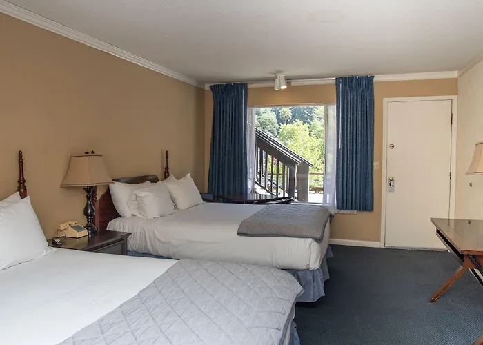The Occidental Lodge