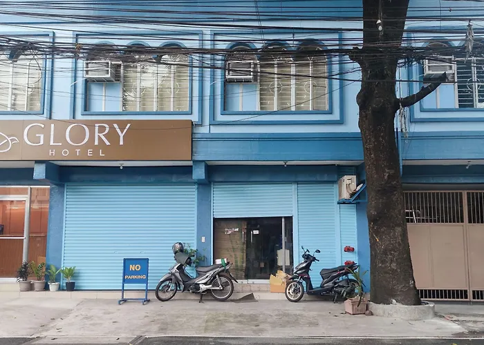 Glory Hotel Cubao