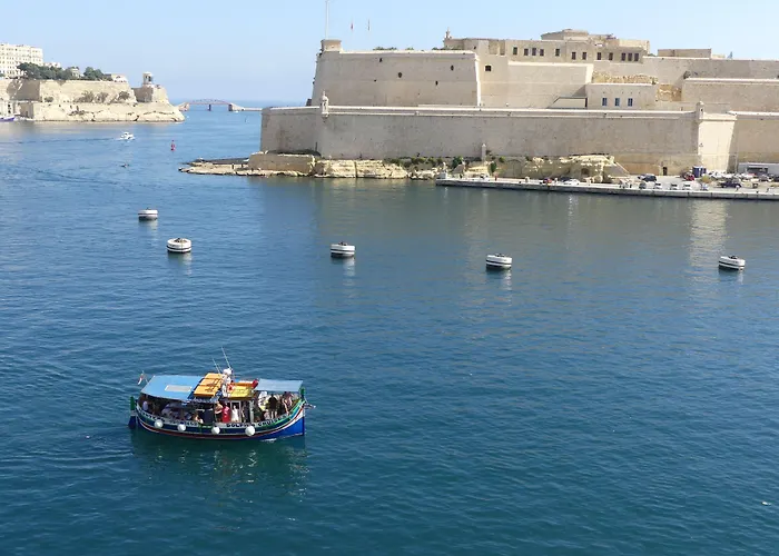 Senglea Suites