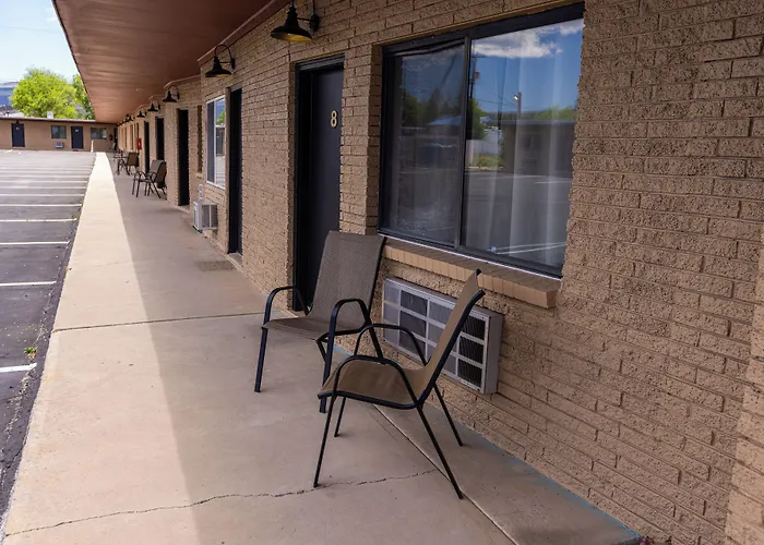 The Golden Spur Hotel