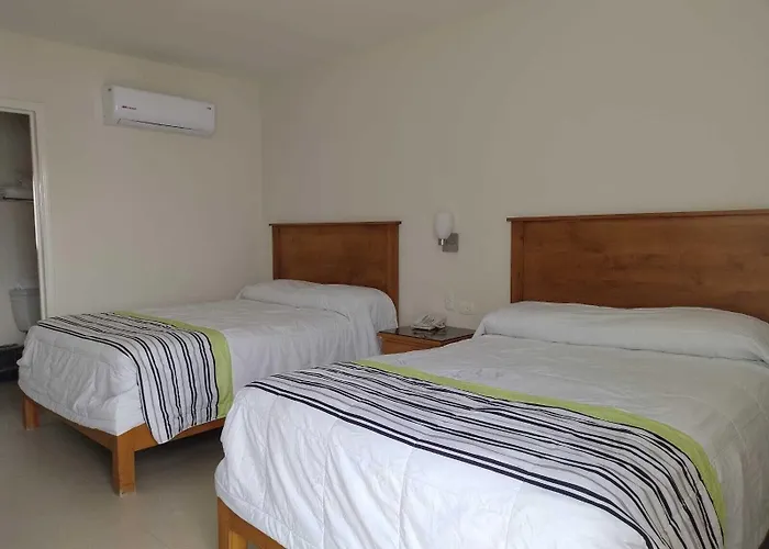 Hotel Baja