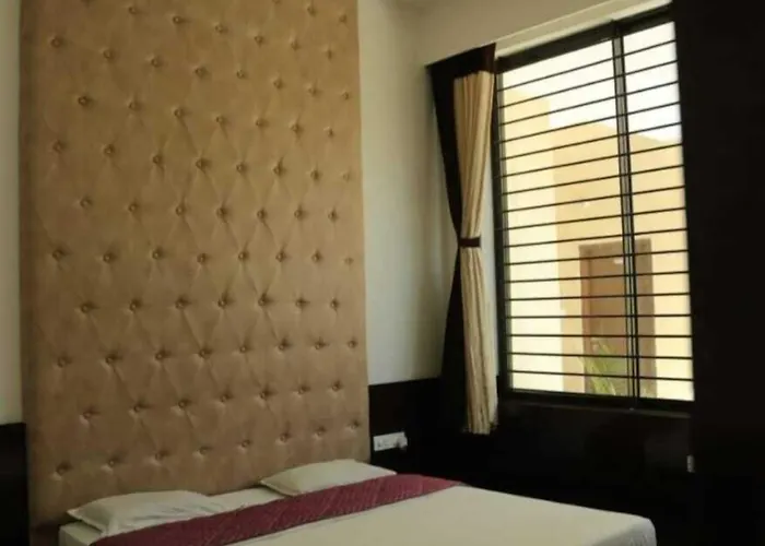 Hotel Shivani Resort