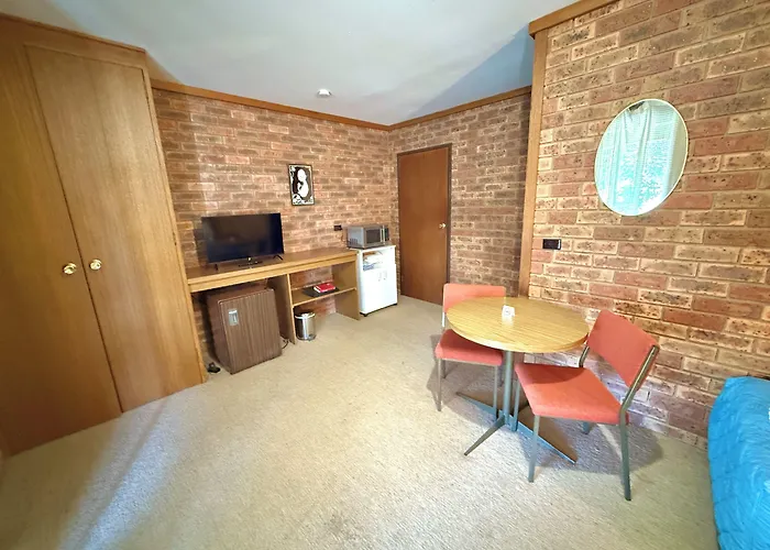 Redgum Motel