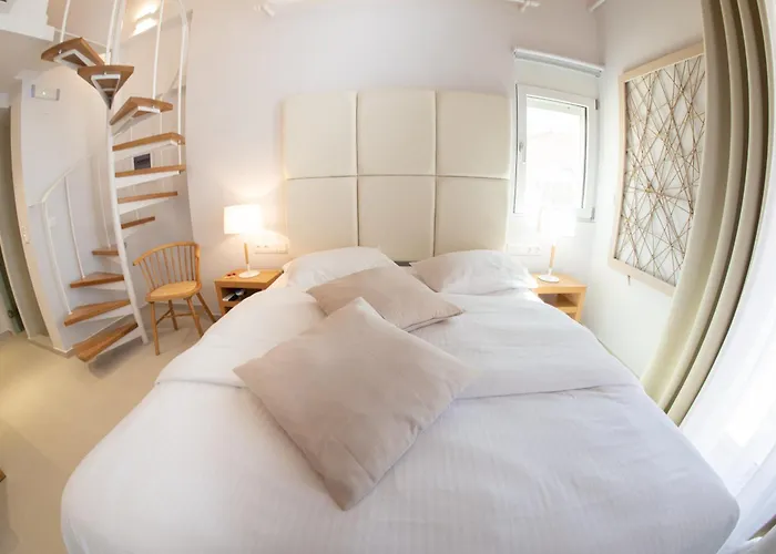 Dimani Suites & Residences
