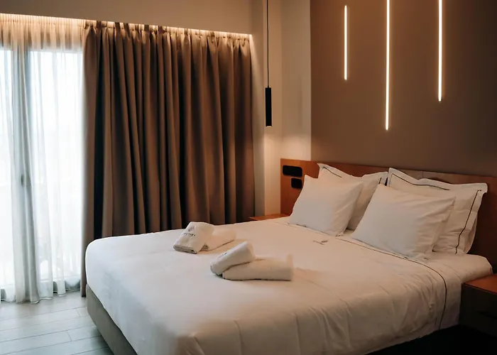 Akrothea Suites & Lounge