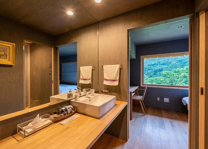 Katada Lodge & Villa