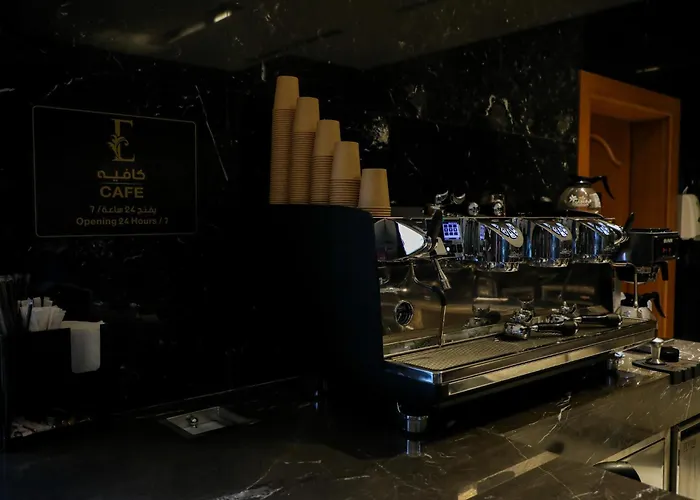 E Hotel