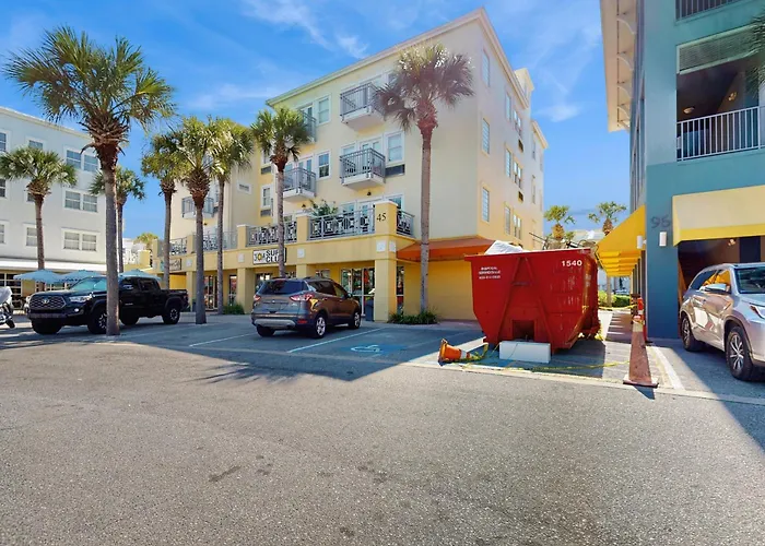 Inn At Gulf Place 313