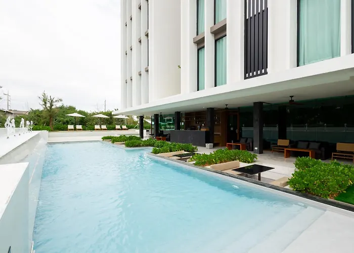 Good Nakhonsawan Hotel
