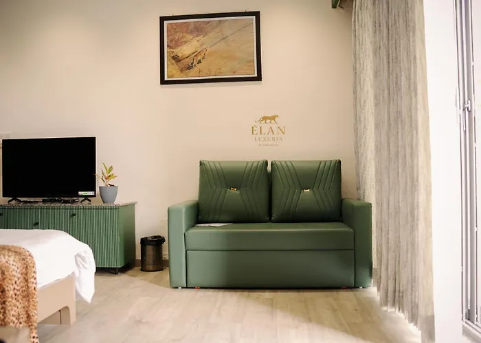 Elan Jawai Luxuria
