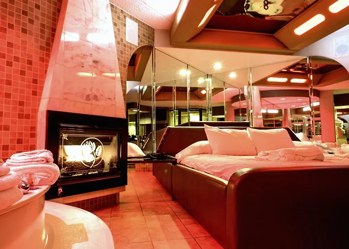 Essence Suites