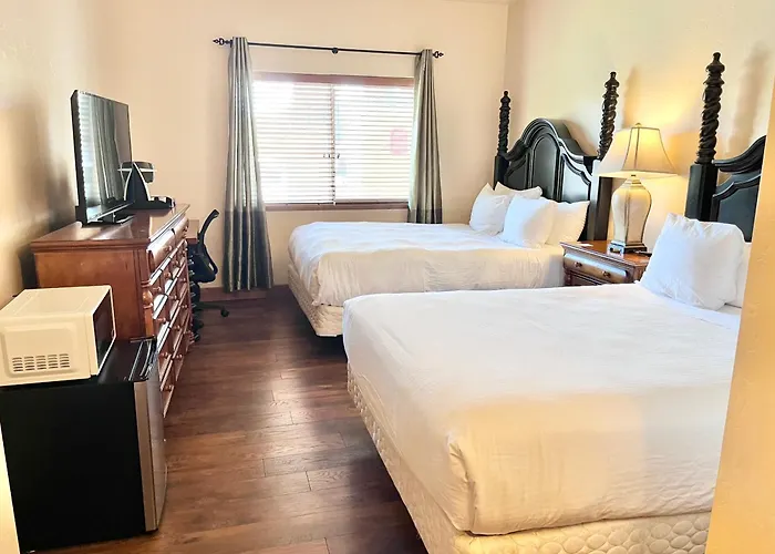 Comfortable Double Queen Suite Near Park City & Ballerina Farms #1055