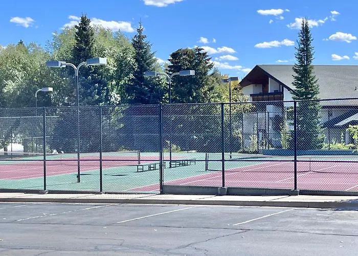 Peaceful Double Queen Stay Near Park City & Deer Valley Ski Resorts - 1083