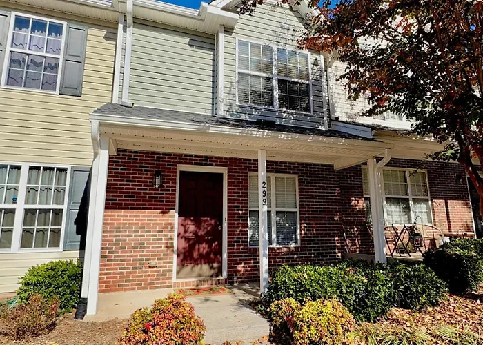 Urban Nova Stay - Perfectly Located Greensboro