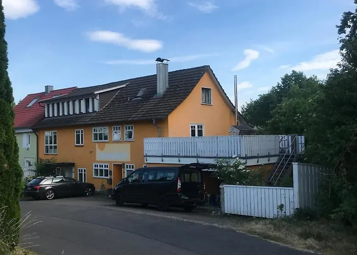 Gemütliche grosse 2 Zimmer Wohnung mit grosser Terasse in Seenähe, Höristrasse 8 in 78343 Gaienhofen