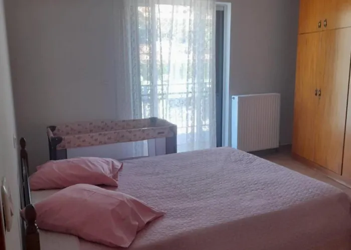 Tzounos Apartment