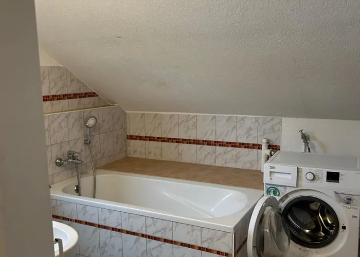 City Monteur Apart