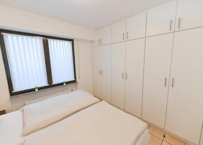 Suite 451 By Hogalux