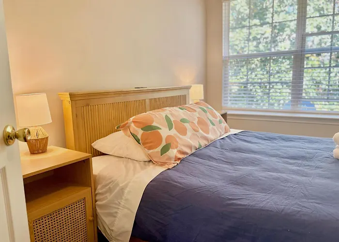 Urban Nova Stay - Perfectly Located Greensboro
