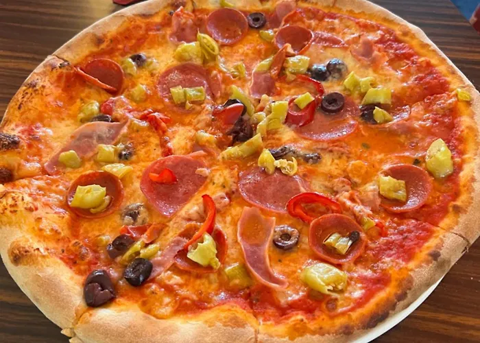 CineHotel Maroni
