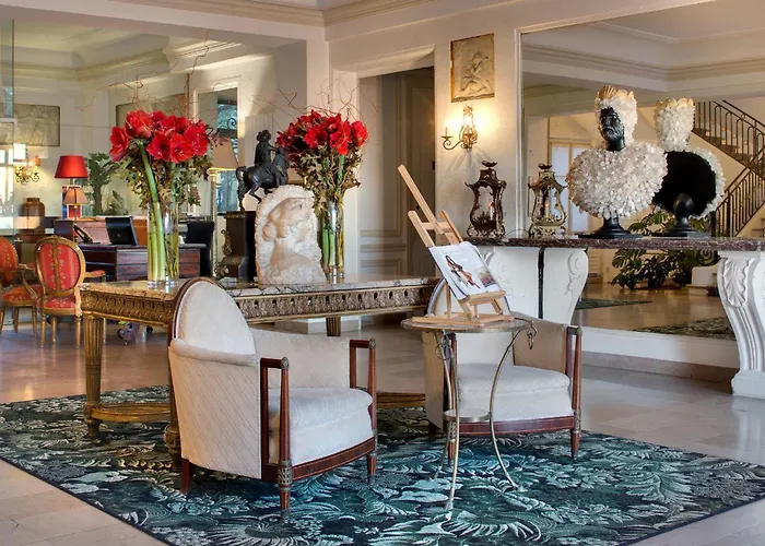 Hotel Pavillon Henri IV