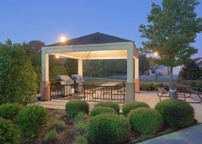 Sonesta Simply Suites Huntsville Research Park