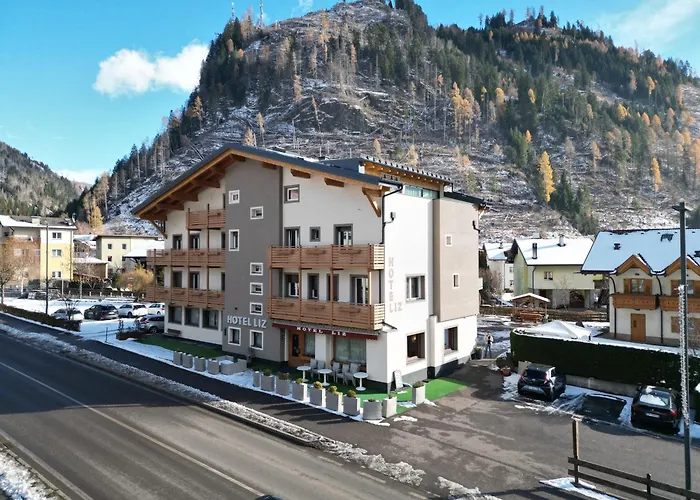 Liz Hotel & Apartments